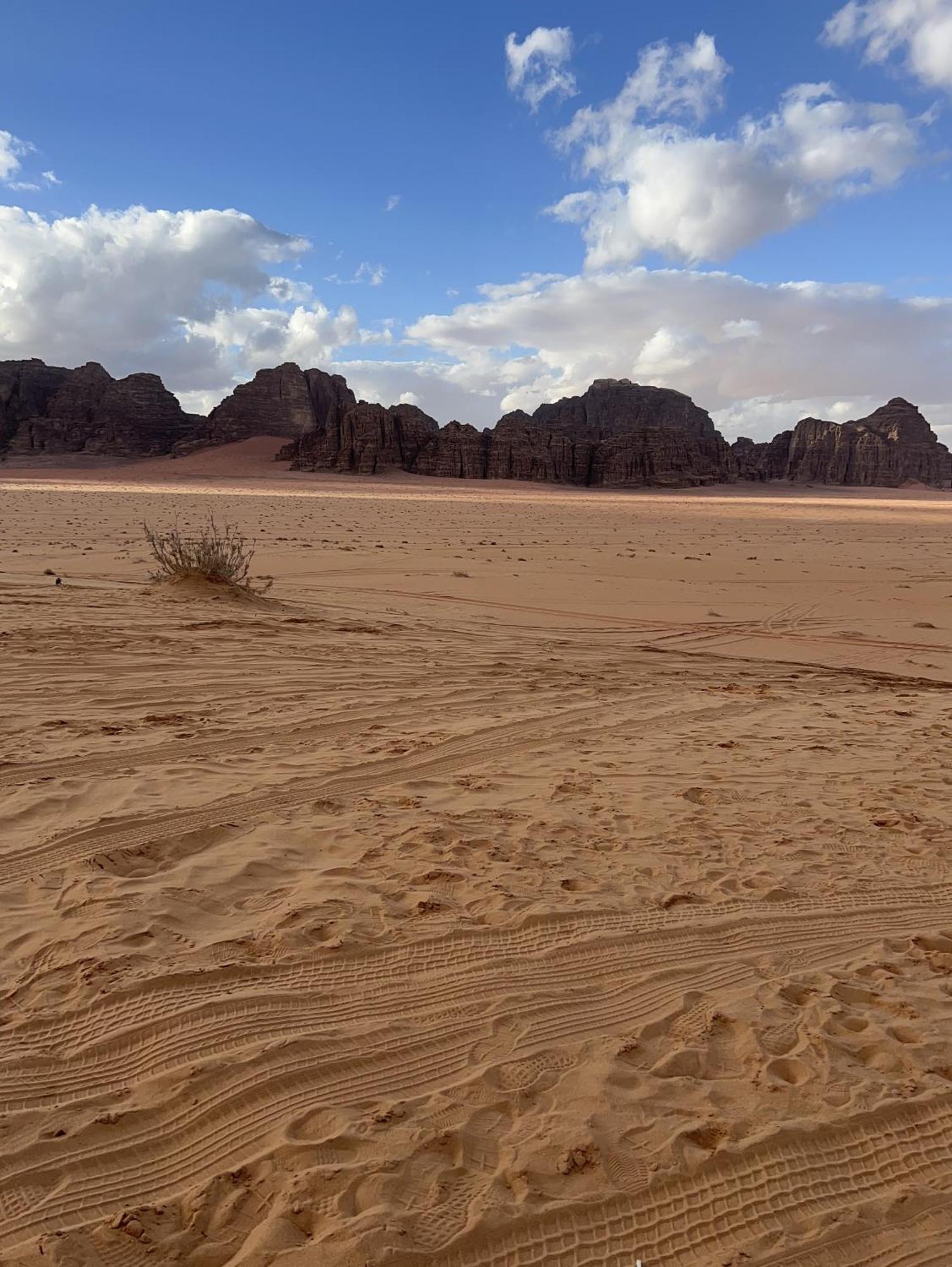 Moon Magic Valley Apartment Wadi Rum Luaran gambar