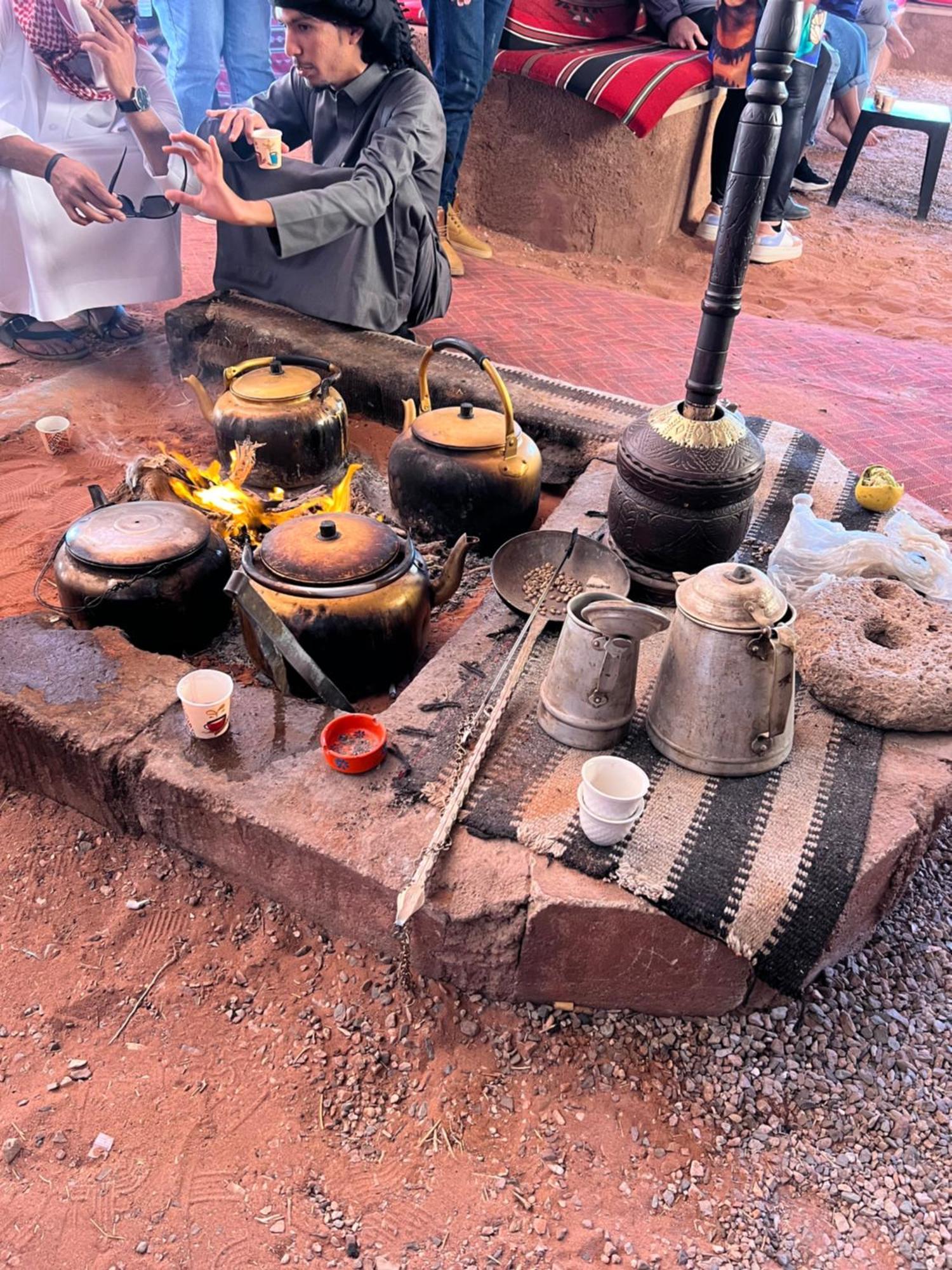 Moon Magic Valley Apartment Wadi Rum Luaran gambar