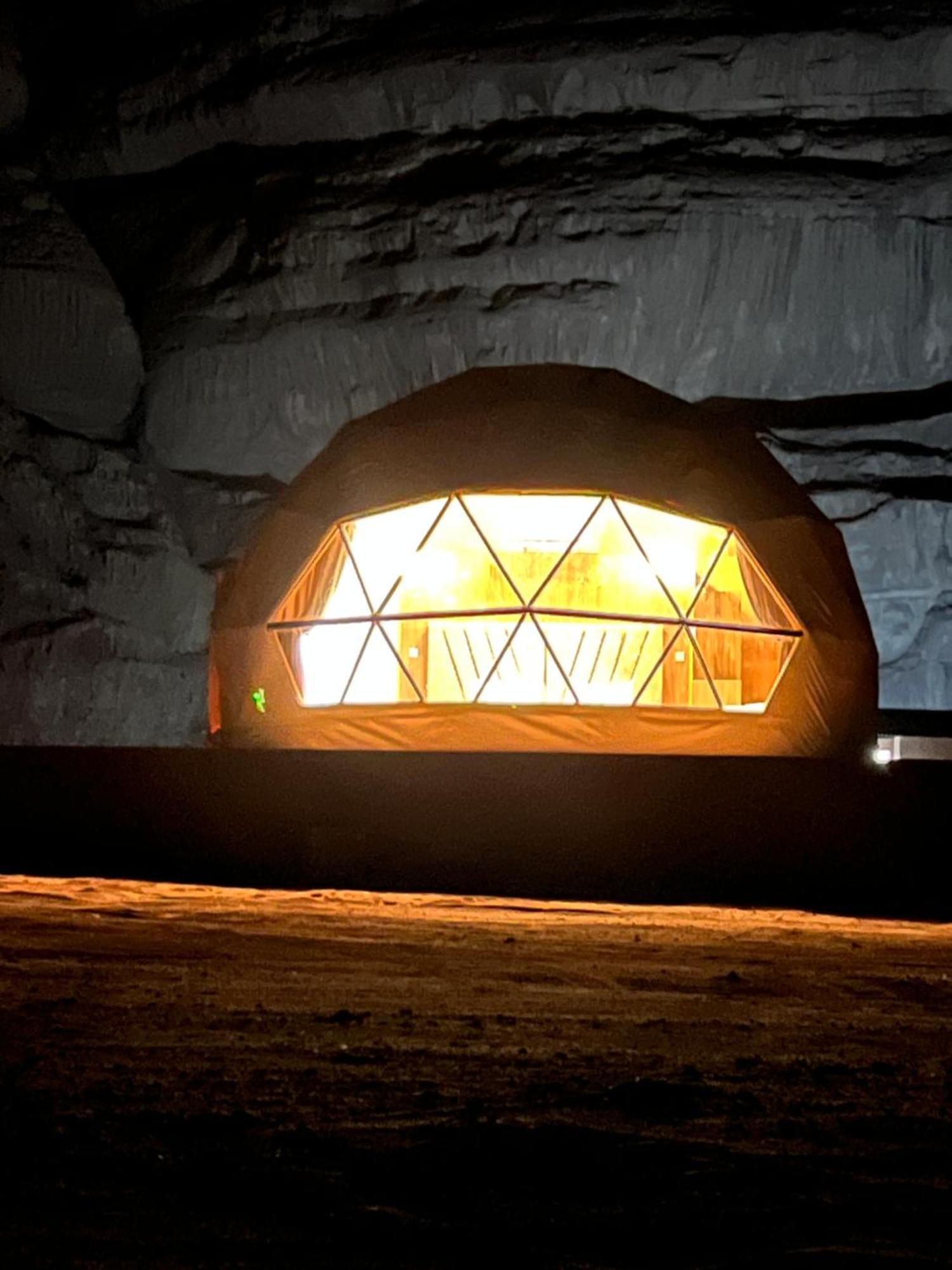 Moon Magic Valley Apartment Wadi Rum Luaran gambar