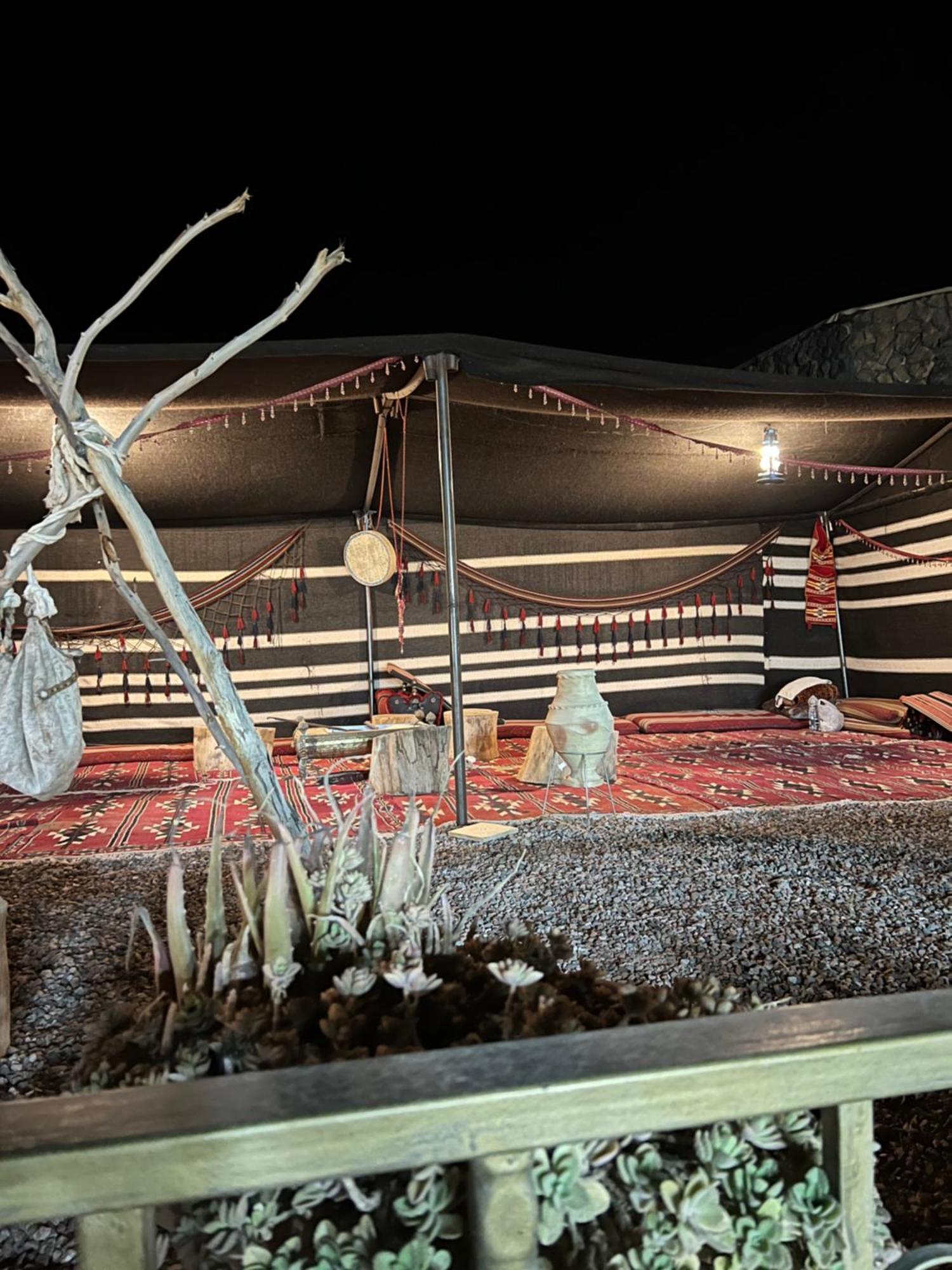 Moon Magic Valley Apartment Wadi Rum Luaran gambar