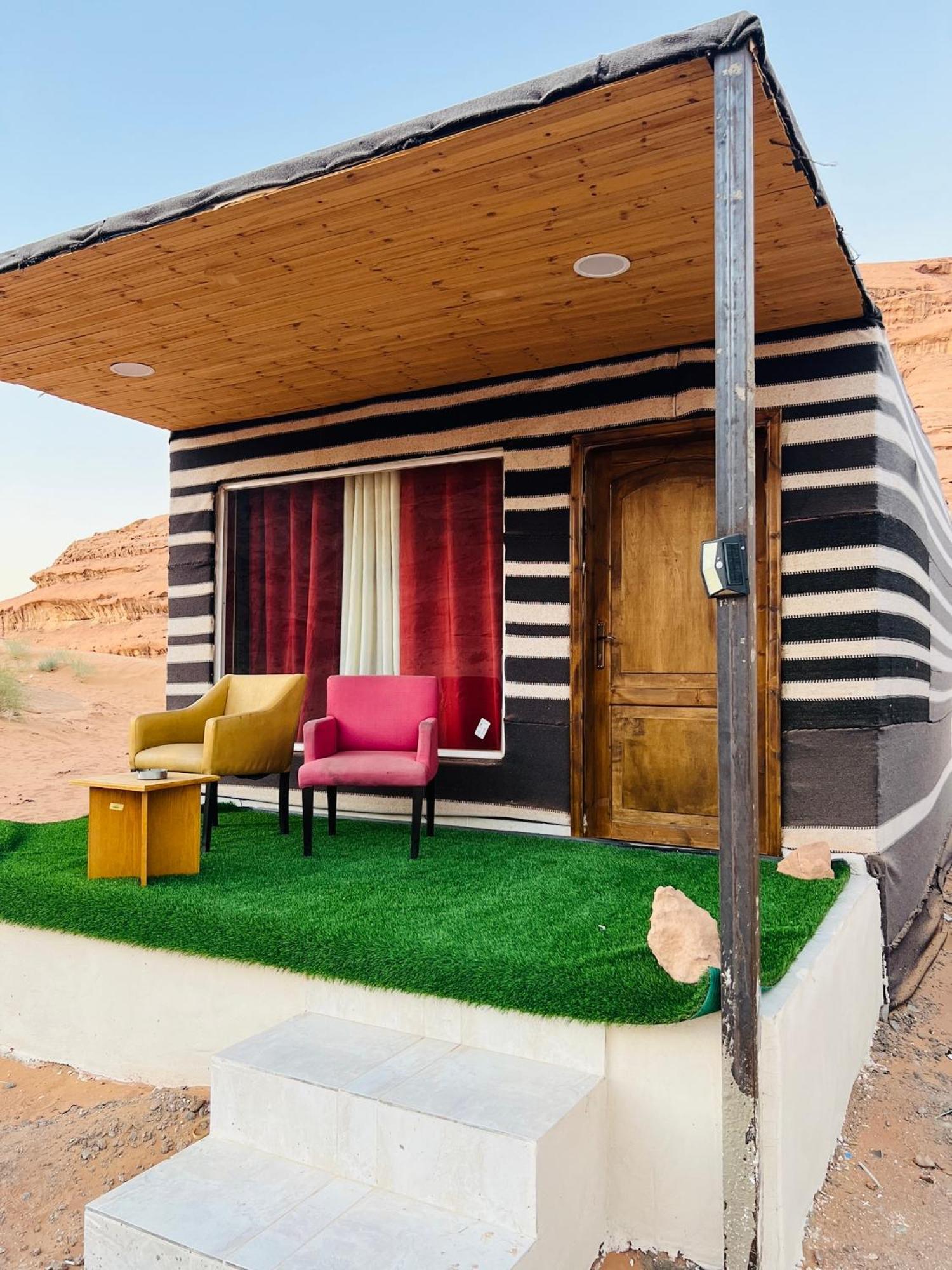 Moon Magic Valley Apartment Wadi Rum Luaran gambar