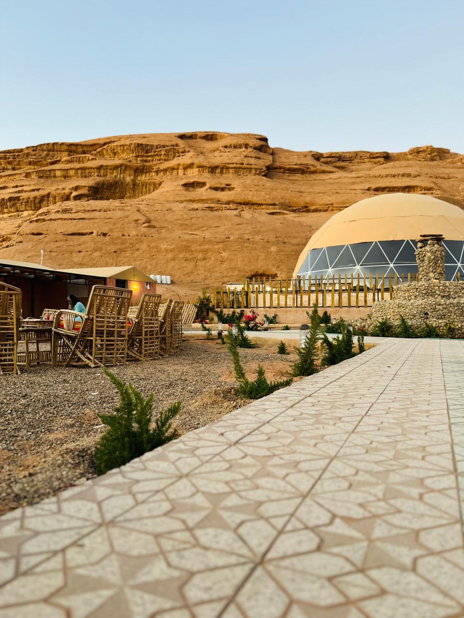 Moon Magic Valley Apartment Wadi Rum Luaran gambar