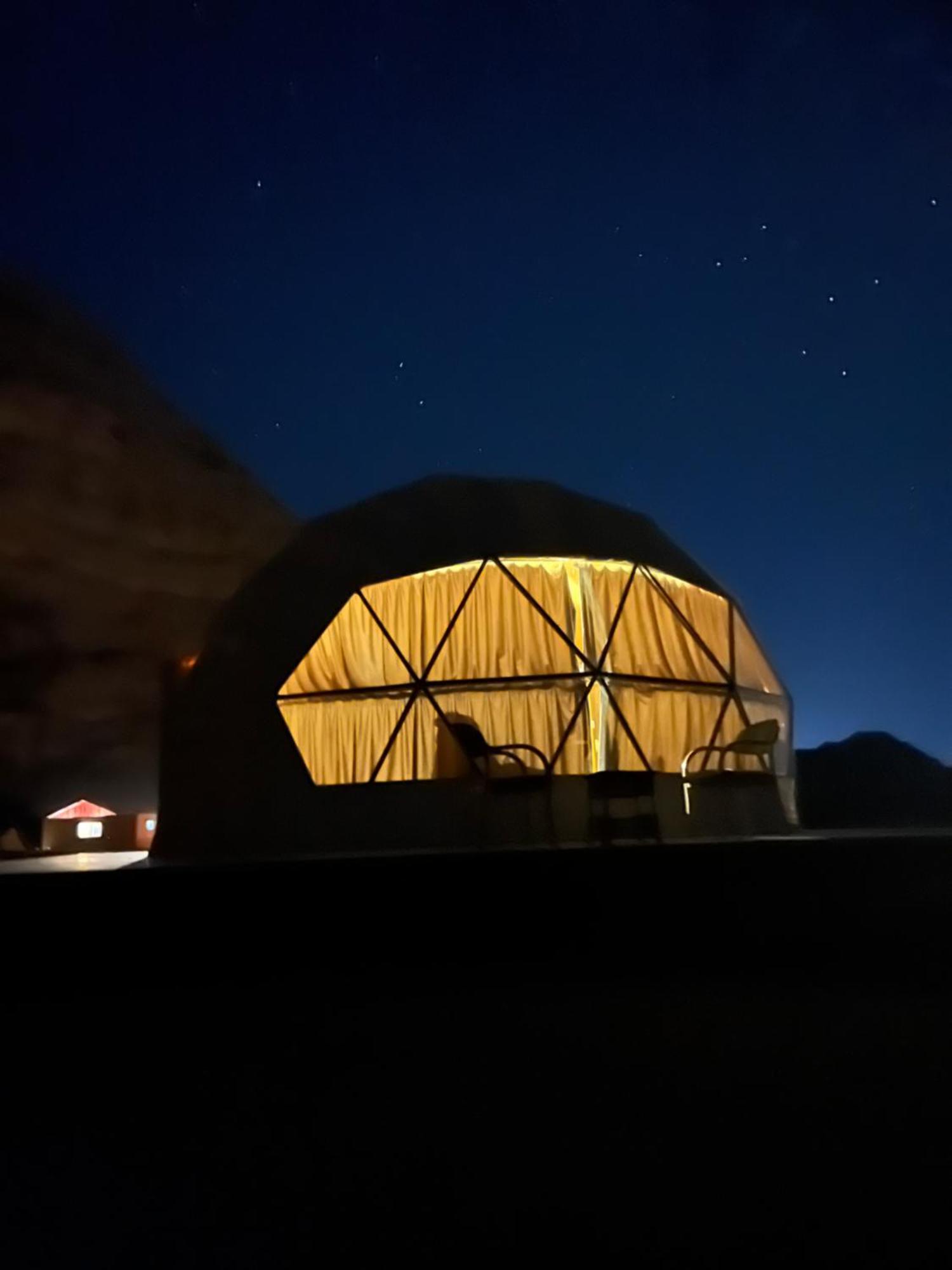 Moon Magic Valley Apartment Wadi Rum Luaran gambar