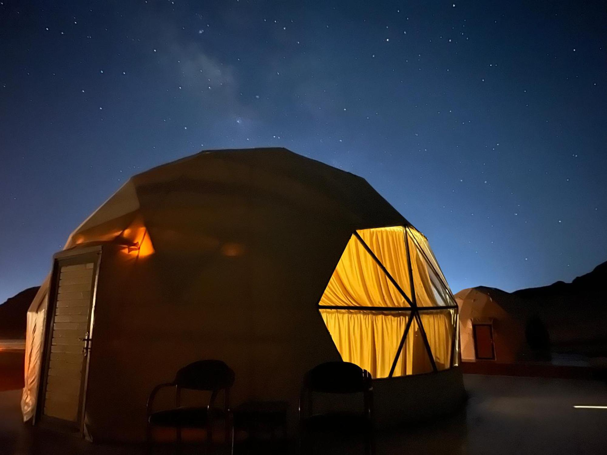 Moon Magic Valley Apartment Wadi Rum Luaran gambar